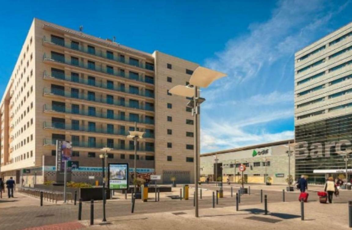Keywise Perfect Location Next To Maria Zambrano Station, Central , Beach ,Pool And Free Parking Малага Екстериор снимка
