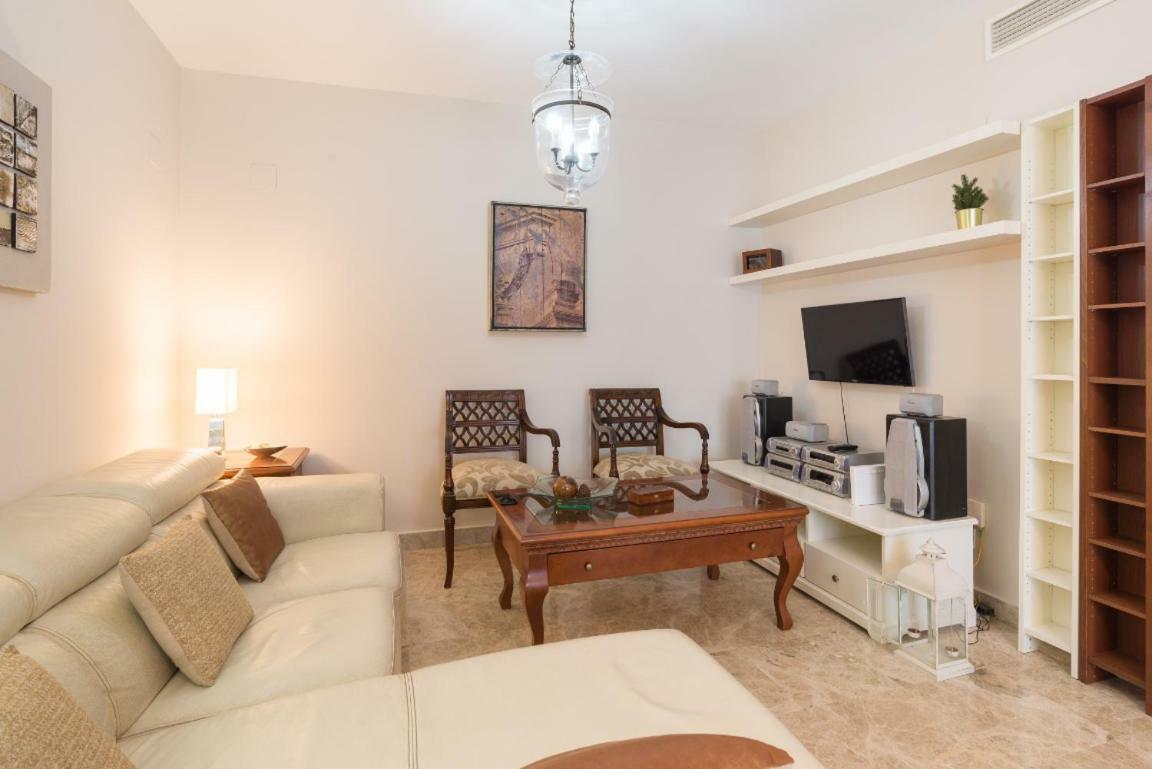 Keywise Perfect Location Next To Maria Zambrano Station, Central , Beach ,Pool And Free Parking Малага Екстериор снимка