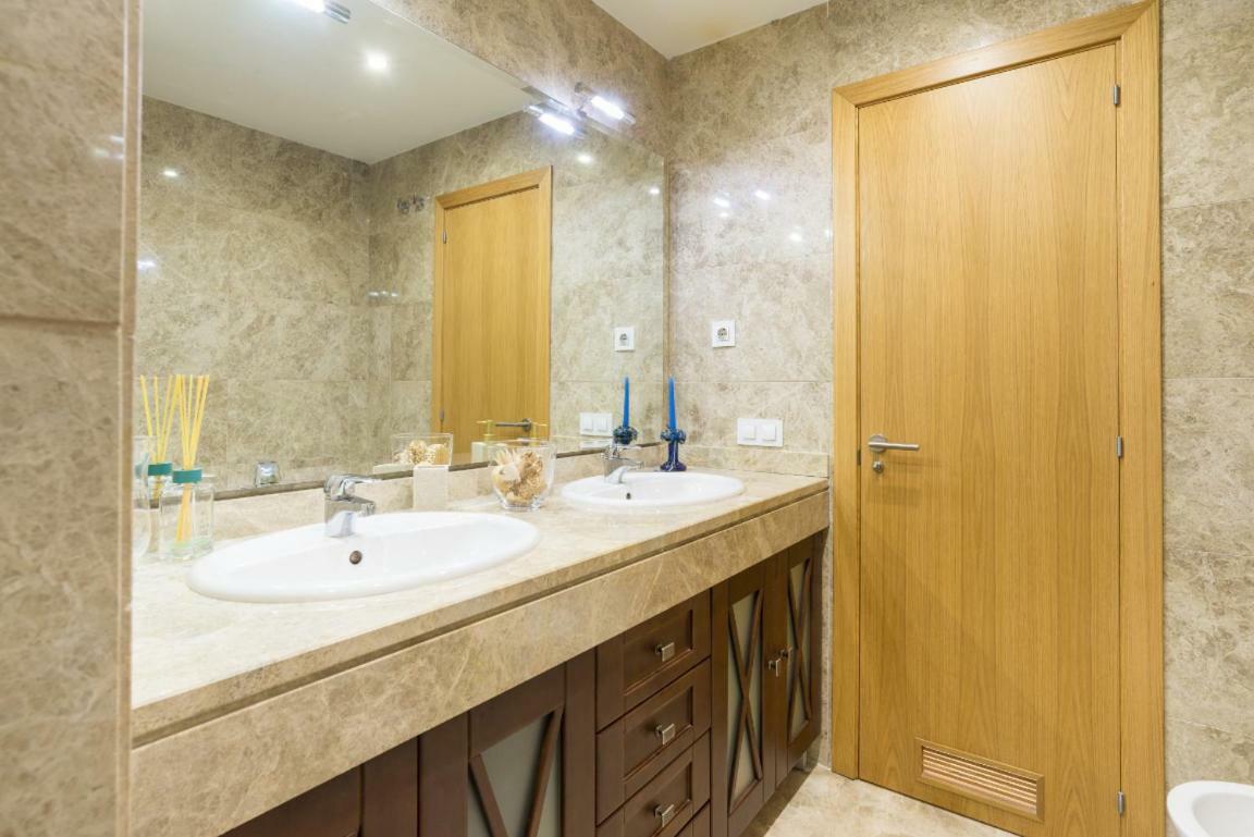Keywise Perfect Location Next To Maria Zambrano Station, Central , Beach ,Pool And Free Parking Малага Екстериор снимка